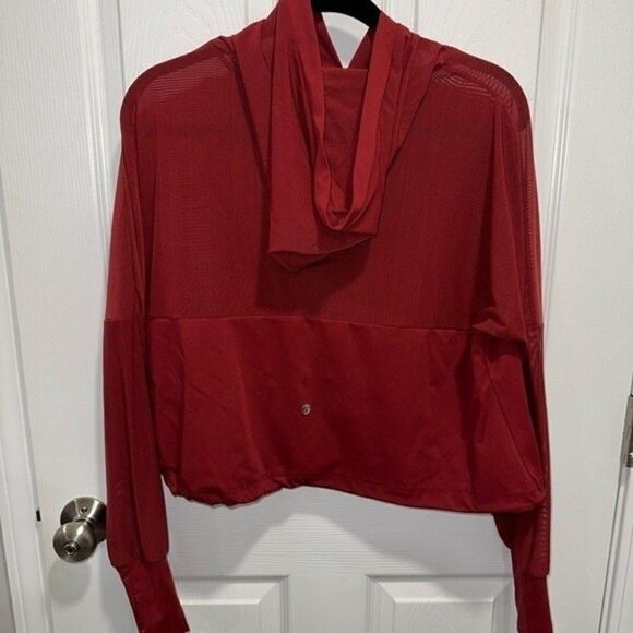 Buffbunny Enscandala Pullover - Women's Size Medium, Maroon / Red - Picture 2 of 6